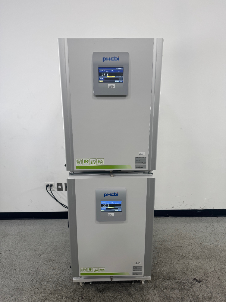 Image of PHCBI Doublestack CO2 Incubator